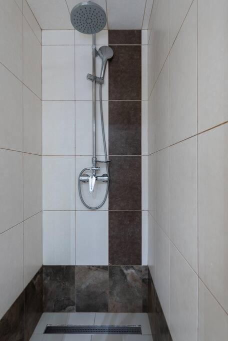 Lighthouse Apartment Прага Экстерьер фото
